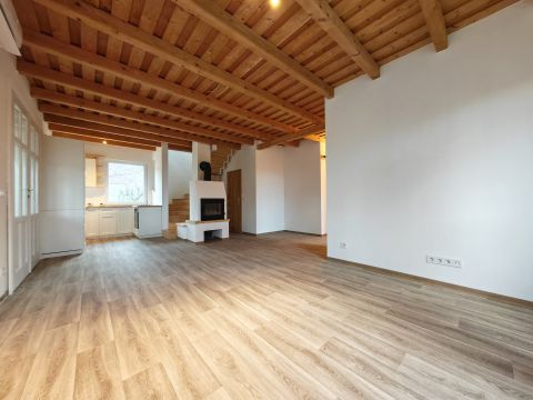 Eladó Ház 8074 Csókakő 