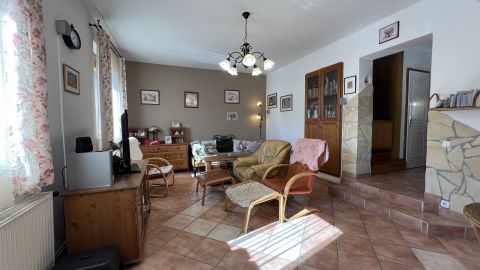 Eladó Ház 9423 Ágfalva Ágfalván ELADÓ kétszintes családi ház, nappali+3szoba+garázs