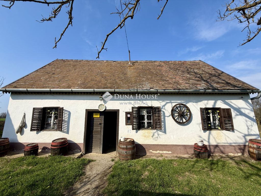 7833 Görcsöny , Görcsöny Zártkert — 1/16