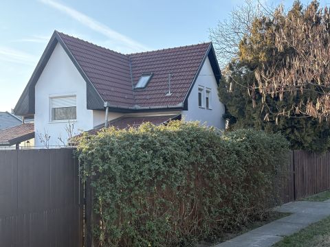 Eladó Ház 2364 Ócsa 