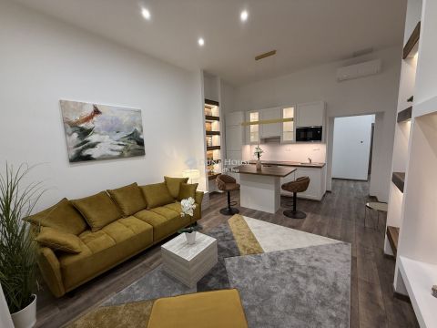 Eladó Lakás 1071 Budapest 7. kerület 