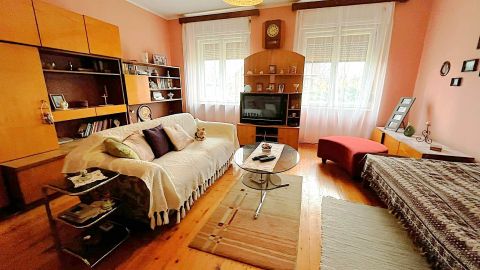 Eladó Ház 9552 Vásárosmiske , Falu elején