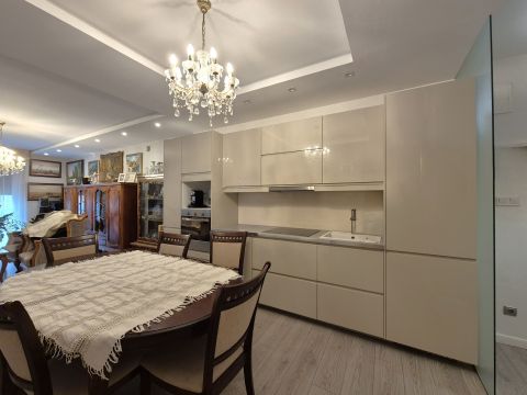 Eladó Lakás 1139 Budapest 13. kerület 