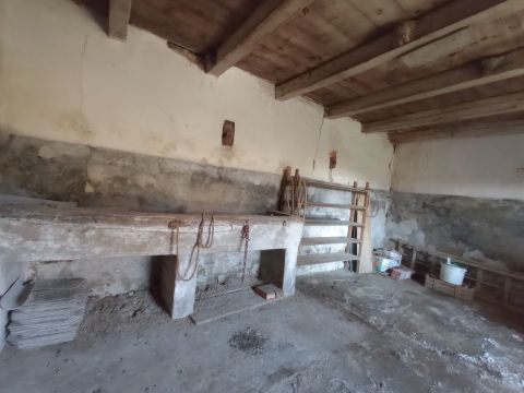 Eladó Ház 8088 Tabajd 