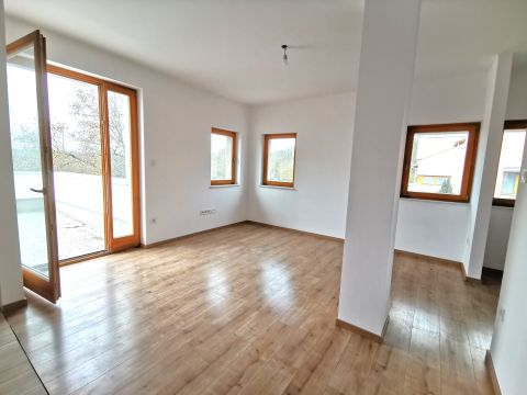 Eladó Lakás 2092 Budakeszi zöld környezetben, saját nagy terasszal