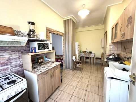 Eladó Lakás 9200 Mosonmagyaróvár , Mofém telep környéke 