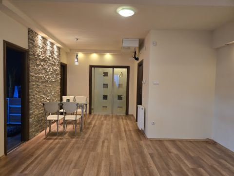 Eladó Lakás 1076 Budapest 7. kerület , Garay tér