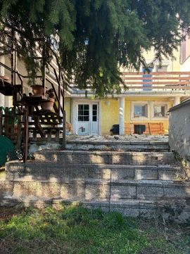 Eladó Ház 7621 Pécs , 7624 Pécs, Egyetem város