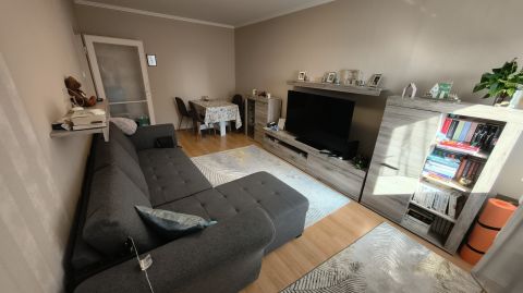 Eladó Lakás 1222 Budapest 22. kerület , játszótér 