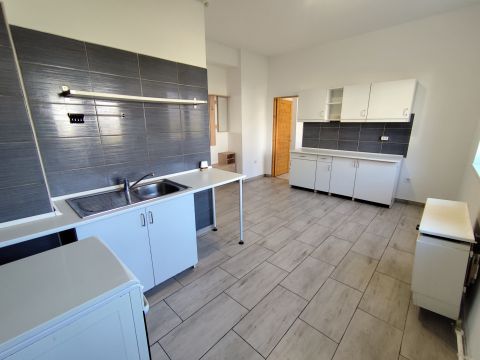 Eladó Lakás 8182 Berhida 