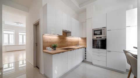 Eladó Lakás 1013 Budapest 1. kerület , Logodi utcára néző felújított lakás