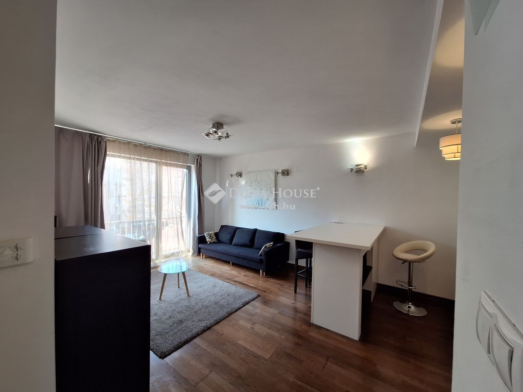 For rent Flat Budapest VI. kerület, 