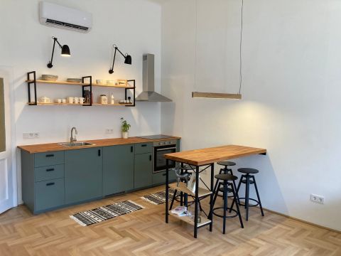 Eladó Lakás 1085 Budapest 8. kerület 