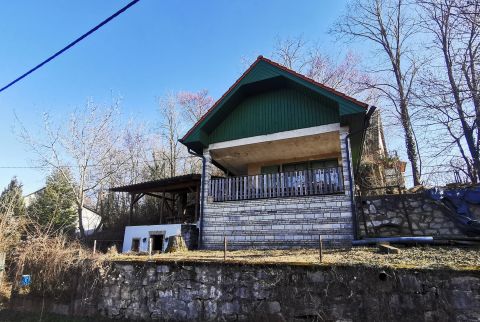 Eladó Ház 2543 Süttő 