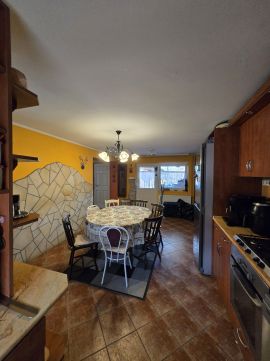 Eladó Ház 8056 Bakonycsernye , azonnal költözhető