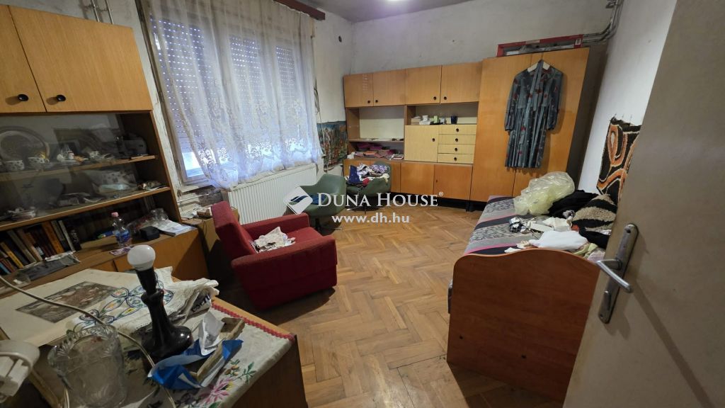 9900 Körmend , Dankó Pista utca közelében — 1/28