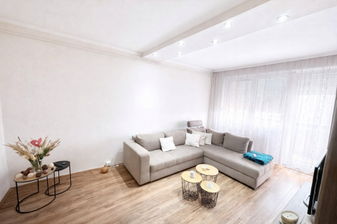 Eladó Lakás 9028 Győr Jereváni út közelében