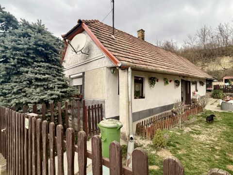 Eladó Ház 8089 Vértesacsa 