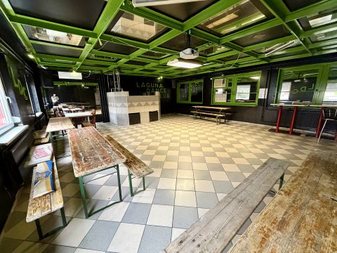 Eladó Vendéglátás 7300 Komló 