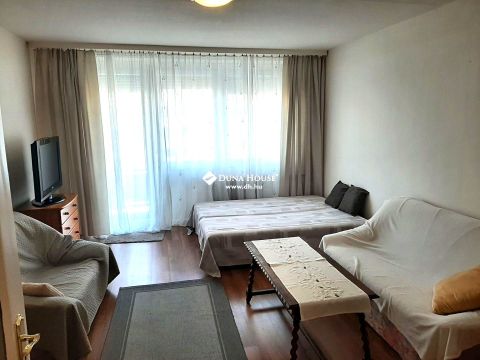 Eladó Lakás 6000 Kecskemét , Belváros