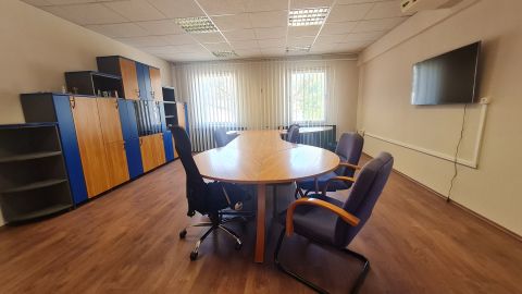 Kiadó Iroda 8900 Zalaegerszeg 