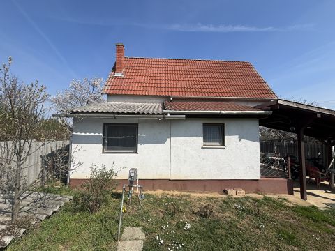 Eladó Ház 2852 Kecskéd 