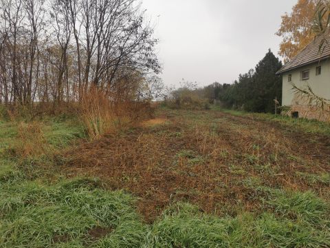 Eladó Telek 2898 Kocs 