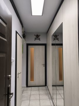 Eladó Lakás 2000 Szentendre , V8 uszoda közelében