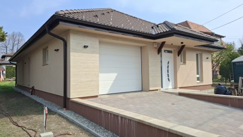 Eladó Ház 1163 Budapest 16. kerület 