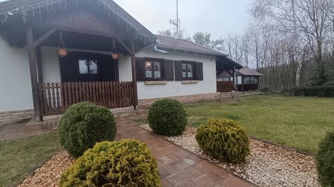 Eladó Ház 6000 Kecskemét , Kecskemét-Katonatelepen gyönyörű, gondozott tanya 