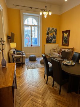 Eladó Lakás 1067 Budapest 6. kerület 