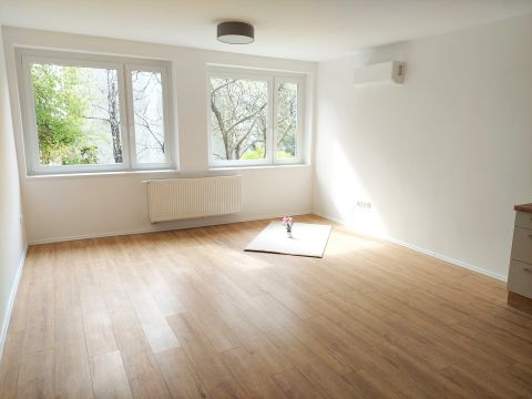 Eladó Lakás 7625 Pécs 