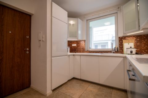 Eladó Lakás 1064 Budapest 6. kerület 