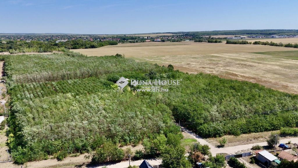 2230 Gyömrő , Ipari Telek, Autópálya Mellett — 1/3