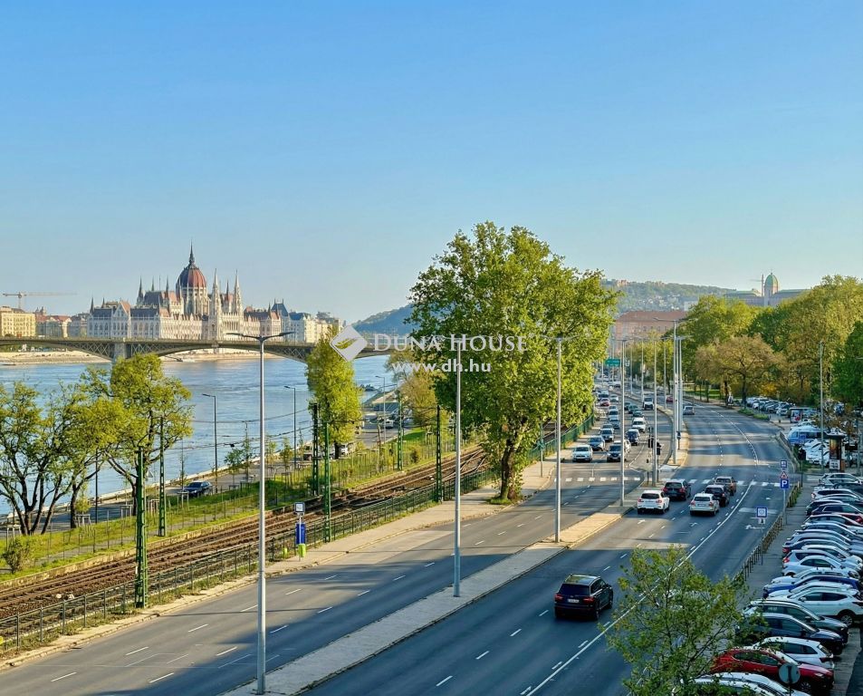 1023 Budapest 2. kerület , Zsigmond tér közelében — 1/13