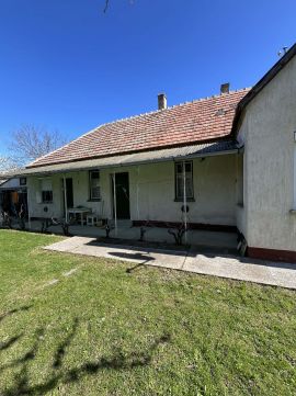 Eladó Ház 9089 Lázi , Akácfa utca közelében