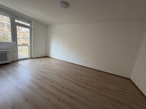 Eladó Lakás 6800 Hódmezővásárhely , Igényes Lakás eladó