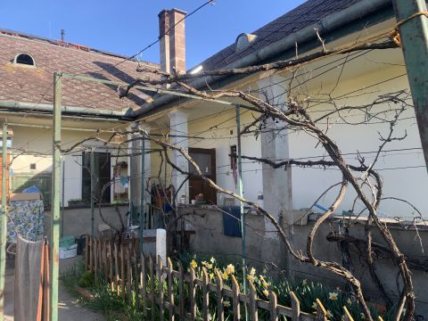 Eladó Ház 2166 Püspökszilágy , Kossuth Lajos utca 20