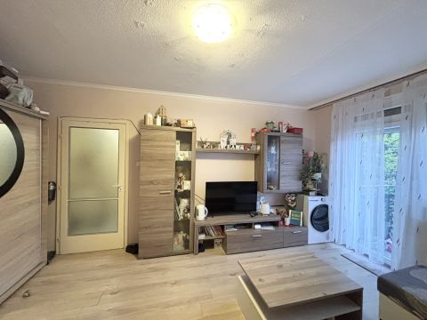 Eladó Lakás 4032 Debrecen , A Malompark közelében.