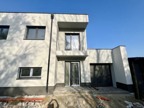 Eladó Ház 4400 Nyíregyháza , Bujtosi-tó közelében