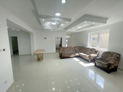 Kiadó Ház 4405 Nyíregyháza Nyíregyháza Ókistelekiszőlő