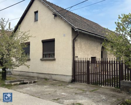 Eladó Ház 2800 Tatabánya 