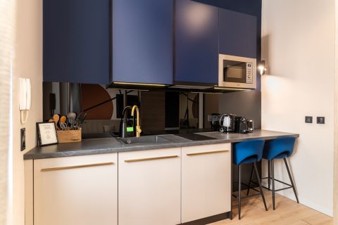 Kiadó Lakás 1066 Budapest 6. kerület Mozsár utcában,modern, igényesen felújított garzon