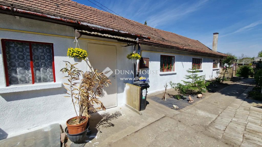 2225 Üllő , Önálló családi ház nagy telekkel — 1/18