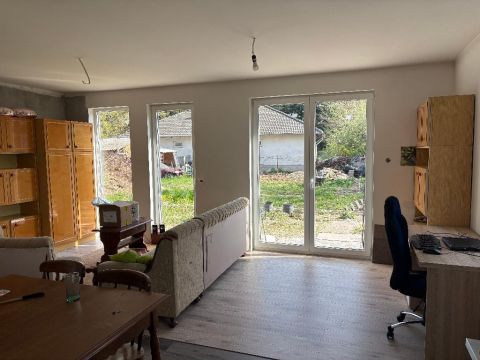 Eladó Ház 2318 Szigetszentmárton 2318 Szigetszentmárton, Csendes