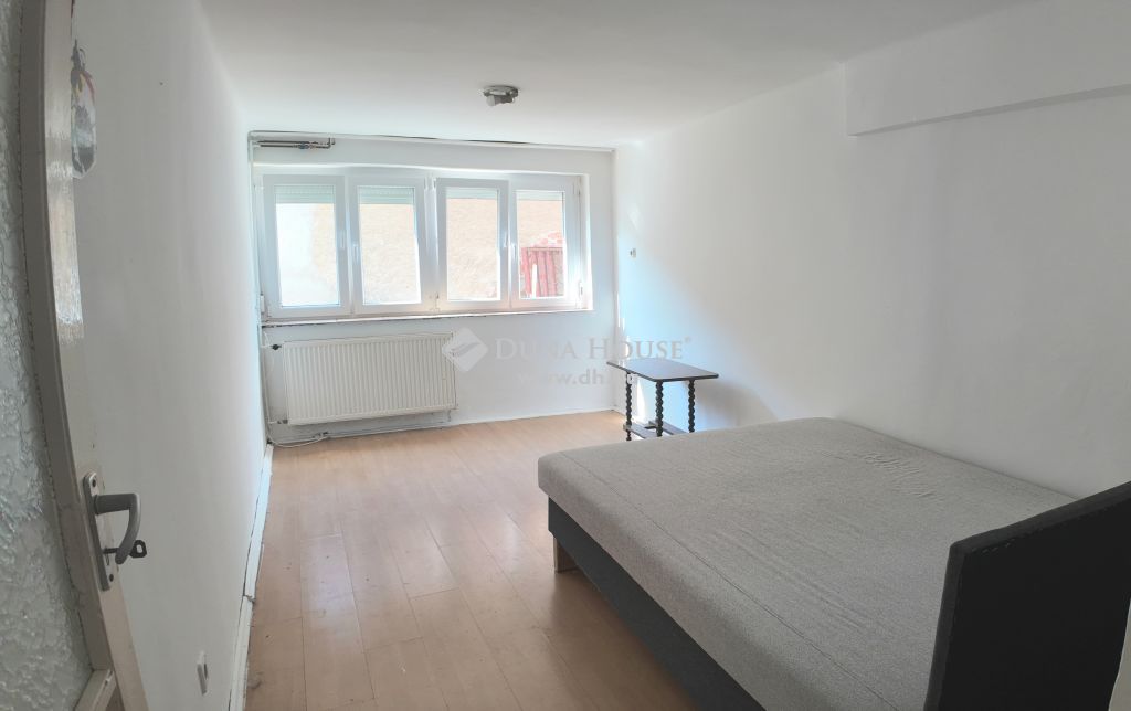 9600 Sárvár , Sárvár Aréna közelében — 1/22