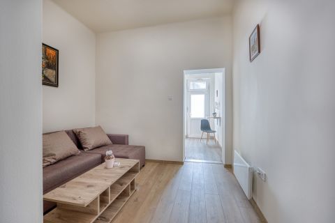 Eladó Lakás 1047 Budapest 4. kerület 