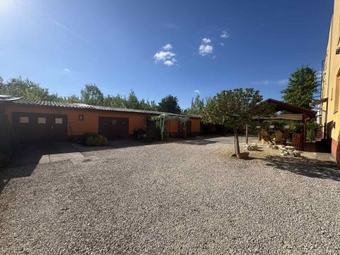 Eladó Lakás 6000 Kecskemét 