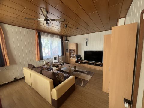 Eladó Ház 9228 Halászi , Virág utca közelében