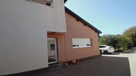 Eladó Ház 8600 Siófok , Fokihegyen 103,5 nm-es családi ház, 6 nm terasz, 366 nm kert